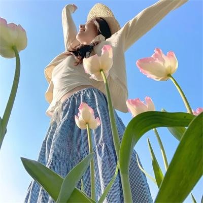 小鼓女
